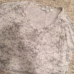 Forever 21 tee